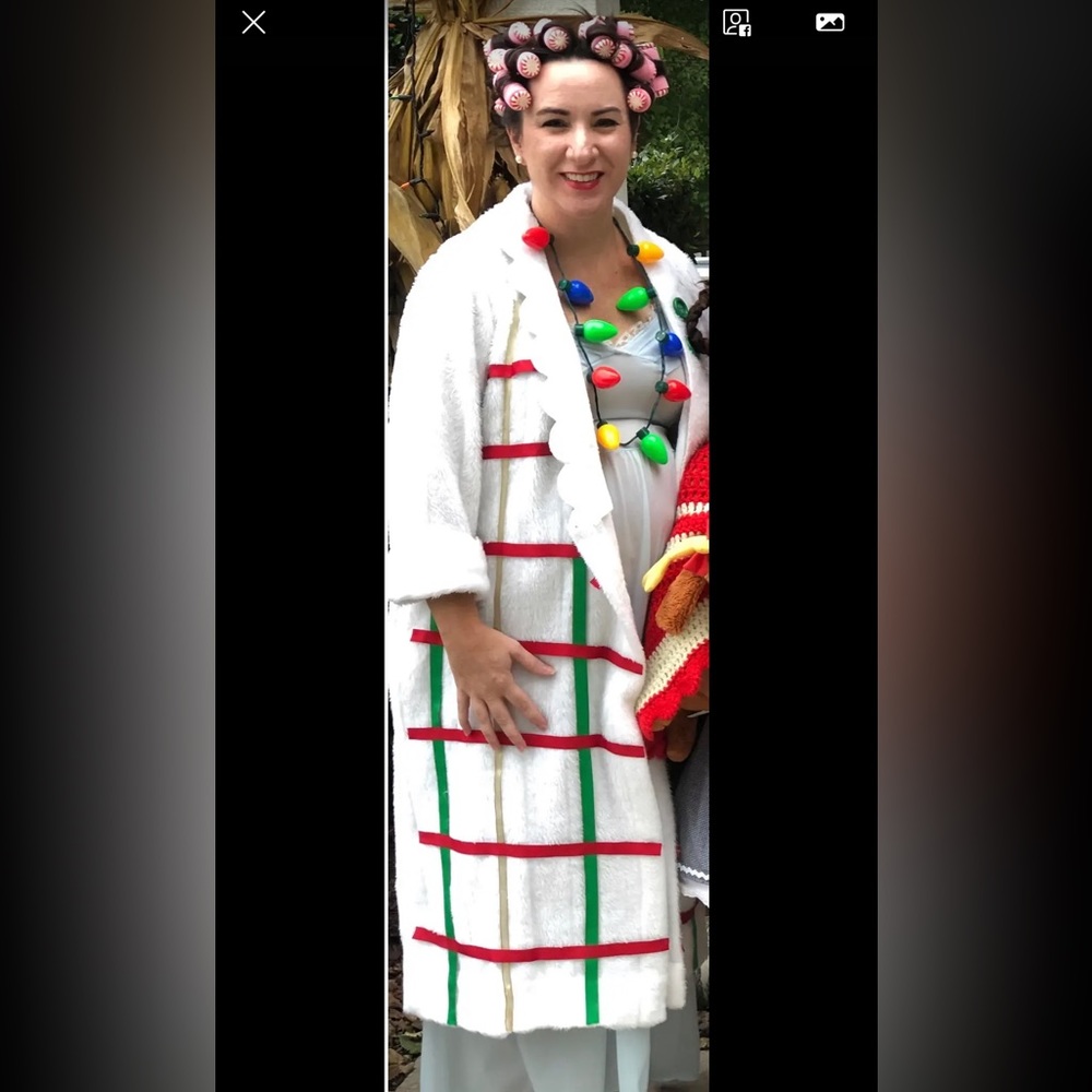 Grinch movie whoville robe